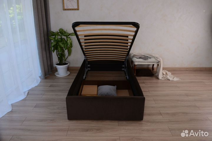 Кровать с матрасом и подъемный механизм Роза