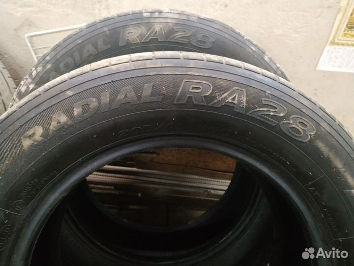 Hankook Radial RA28 205/65 R16C