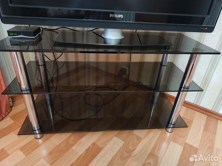 Стеклянная тумба