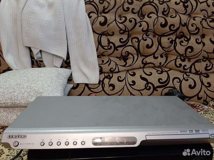 Видеомагнитофон Phillips и Samsung DVD