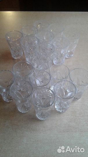 Хрустальные стопки 18 штук