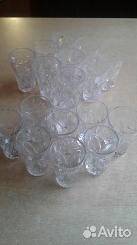 Хрустальные стопки 18 штук