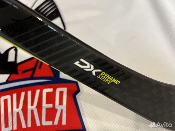 Клюшка хоккейная