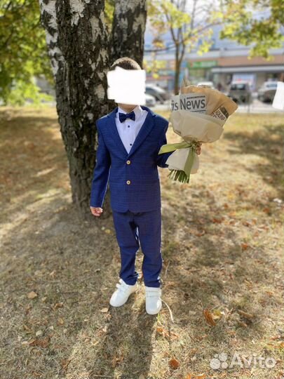 Костюм школьный