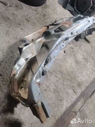 Телевизор Mitsubishi galant 8