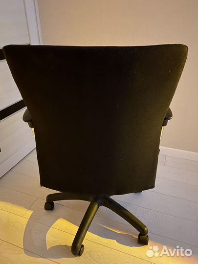 Компьютерное кресло