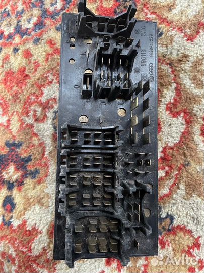 Блок предохранителей audi 80 b2