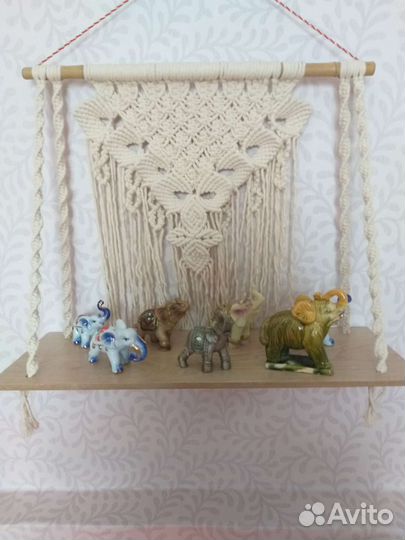 Полочка из макраме