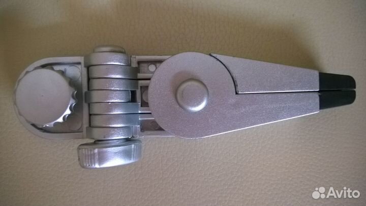 Штатив для фотоаппарата