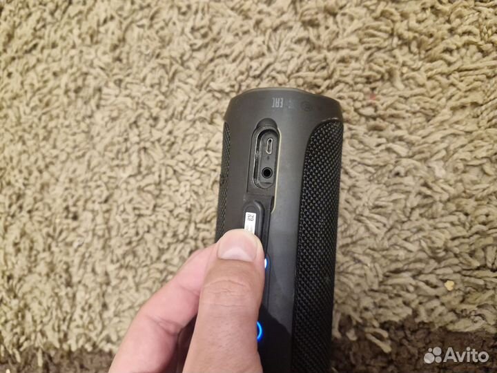 Колонка jbl flip 4