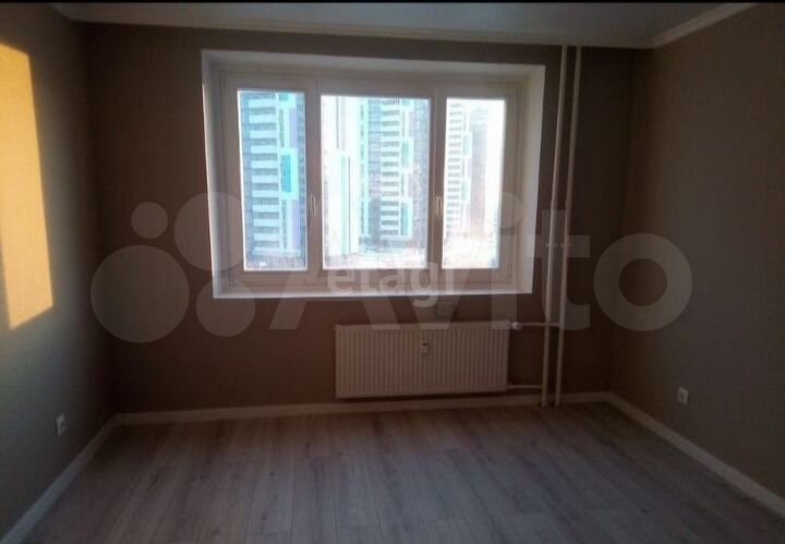 2-к. квартира, 56 м², 4/14 эт.