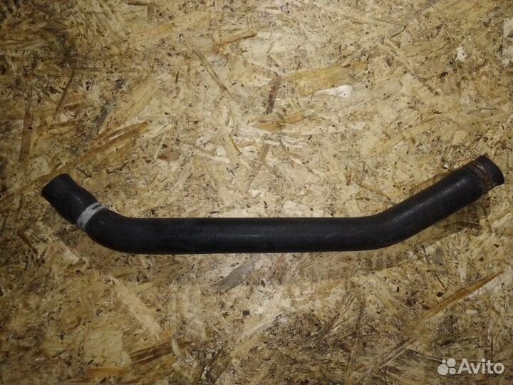 Патрубок системы охлаждения Volkswagen Crafter 2E