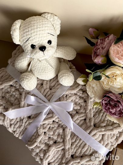 Игрушки, подвесные корзинки, пледы на заказ