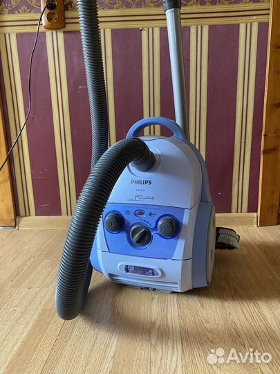 Пылесос Philips