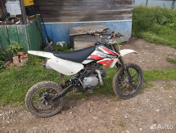 Продам питбайк 125 кубов, на полном ходу