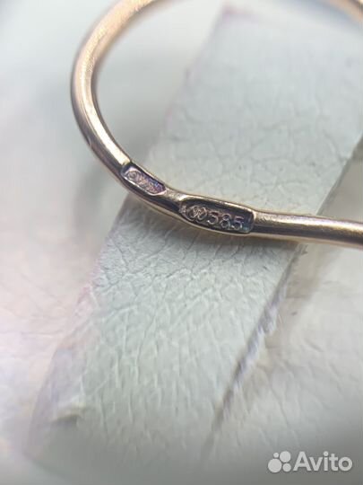 Золотые серьги