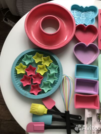 Набор силиконовых форм для выпечки и др