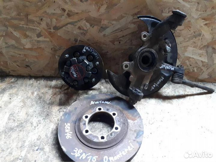 Кулак поворотный передний левый Opel Monterey A 9