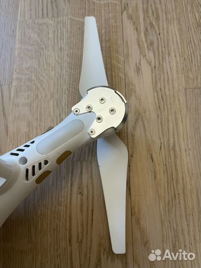 Phantom 3 SE квадрокоптер