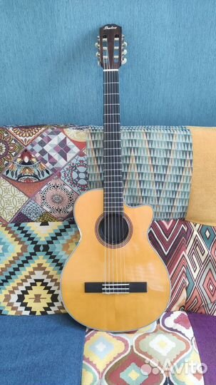Классическая гитара с подключением Shadow CC-44N