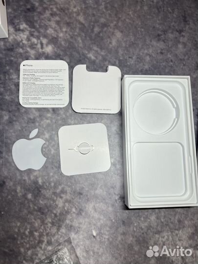 Коробка от iPhone 13 mini Midnight