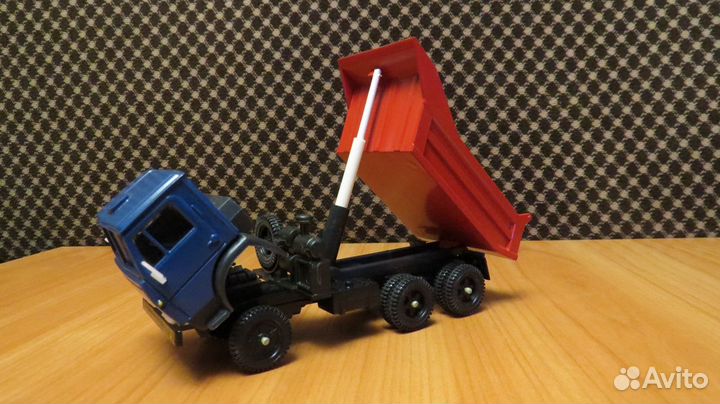 Модель Камаз 5511 самосвал