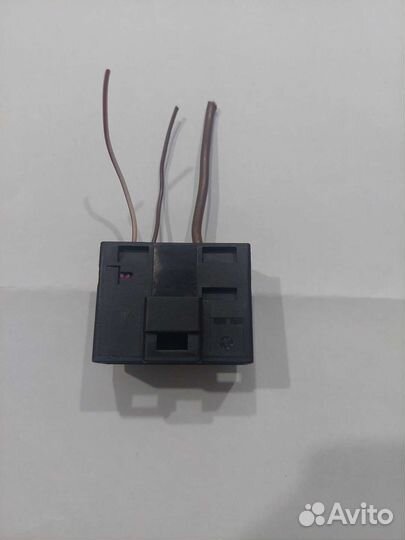 Разъем vag 8J0-972-576