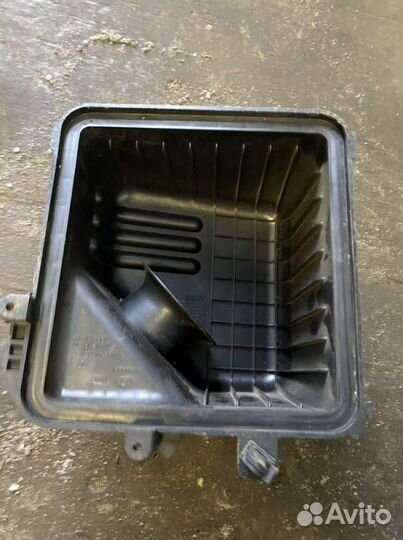 Корпус воздушного фильтра Hyundai Elantra HD