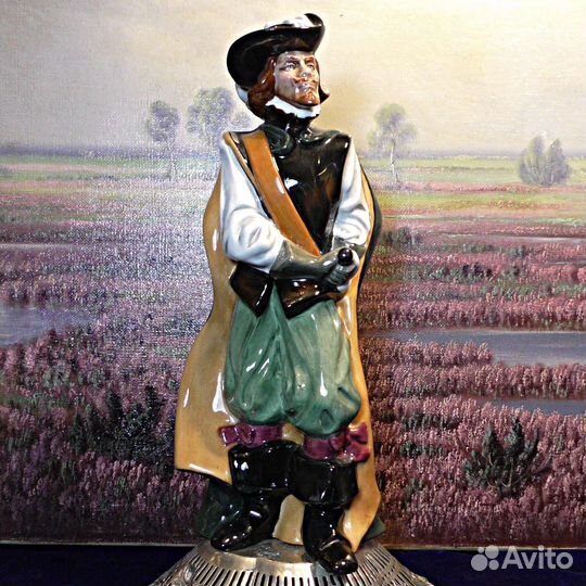 Кавальер.Royal Doulton.Cavalier.Статуэтка