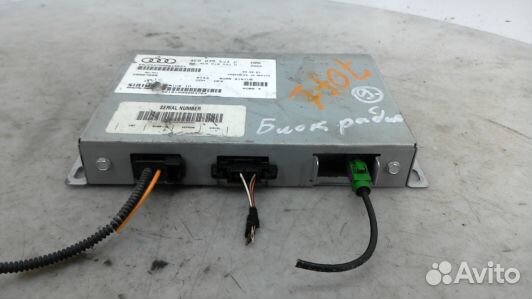 Блок радио audi A8 D3 (70F01NC08)