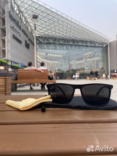 Солнцезащитные очки ray ban