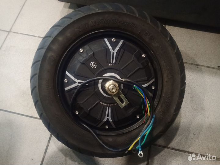 Мотор колесо на электроскутер