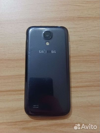 Телефон Samsung S4 mini