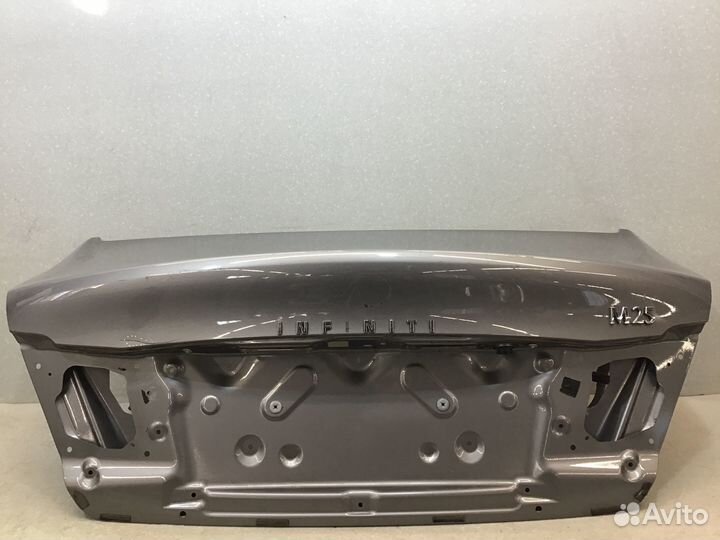 Крышка багажника Infiniti M Q70 (Y51) 2010