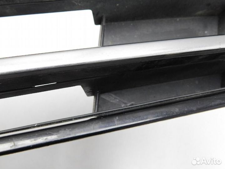 Решетка радиатора Volkswagen Tiguan