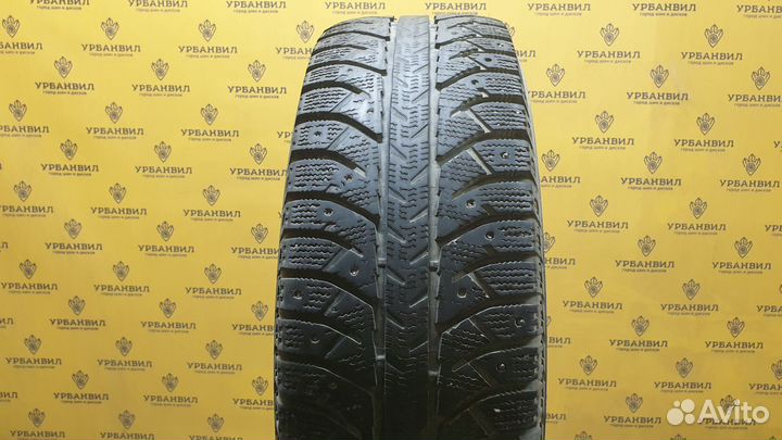 Bridgestone Ice Cruiser 7000 205/70 R15