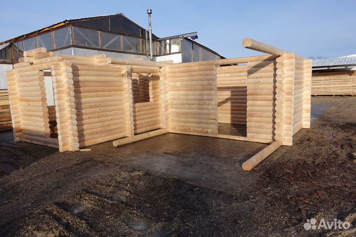 Сруб Бани из оцилиндрованного бревна