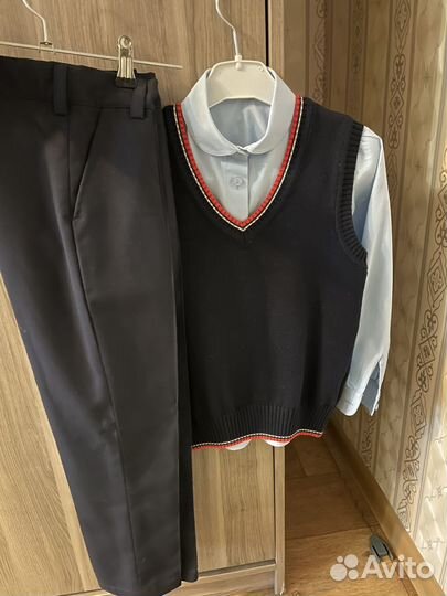 Школьная форма для мальчика 122-128 р-р