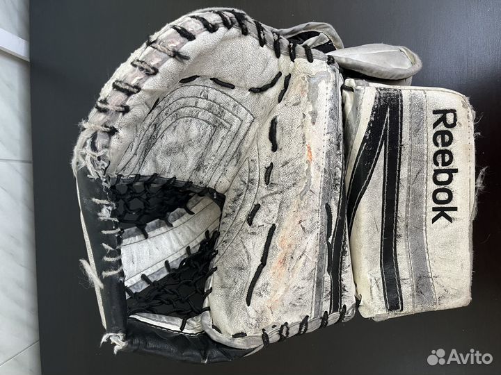 Вратарская хоккейная форма