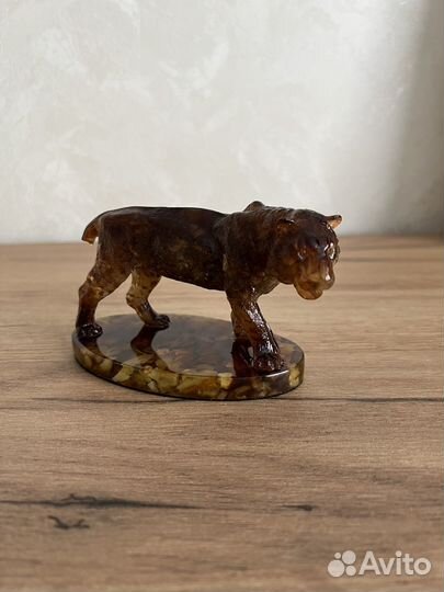 Подделки из янтаря