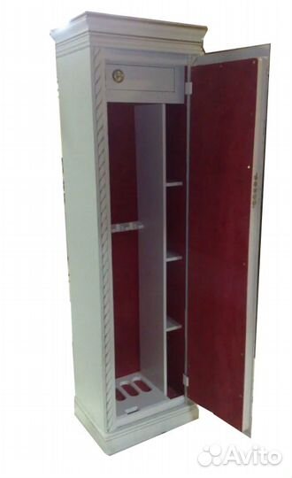 Оружейный сейф в дереве 