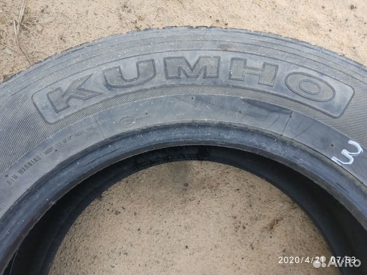 Kumho Road Venture ST KL11 235/65 R17