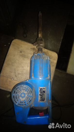 Отбойный молоток иэ-4207