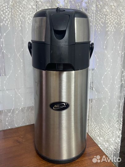 Термос 3 литра с помпой