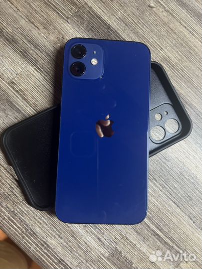 iPhone 12, 64 ГБ
