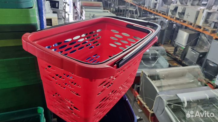 Тележка покупательская пластиковая красная