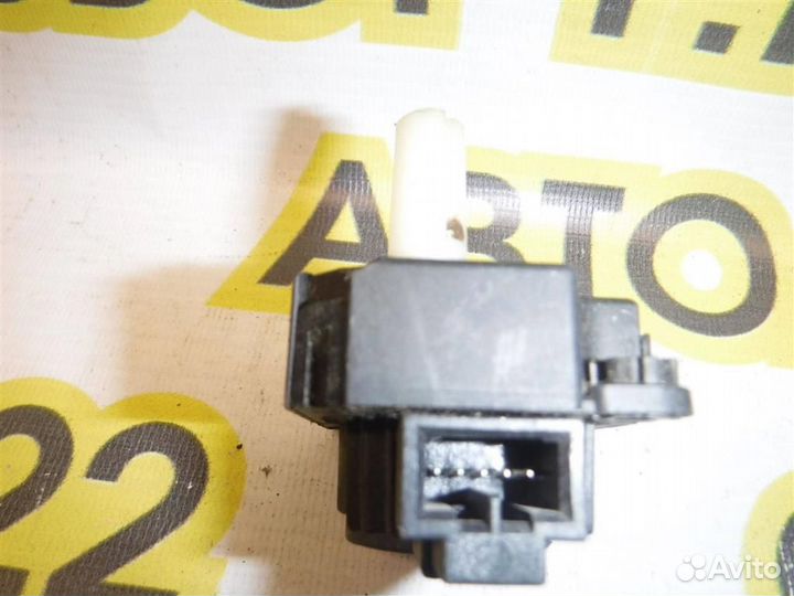 Моторчик заслонки печки Mitsubishi Outlander XL