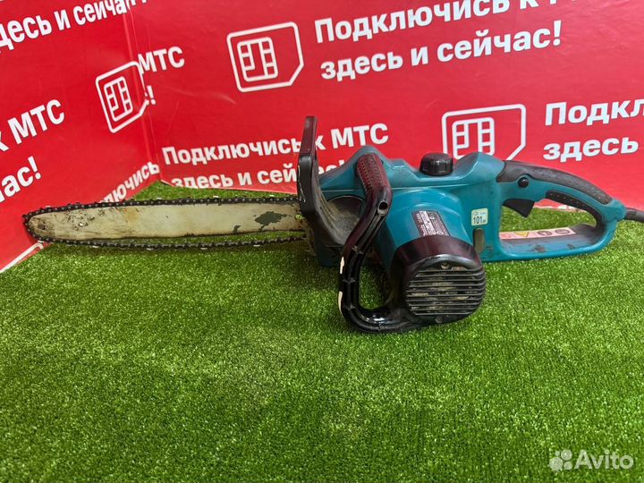 Электрическая пила Makita UC4020A