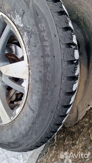 Bridgestone Blizzak Spike-02 265/60 R18 114T