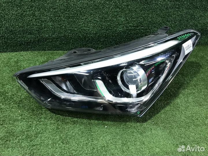 Фара левая Hyundai Santa Fe
